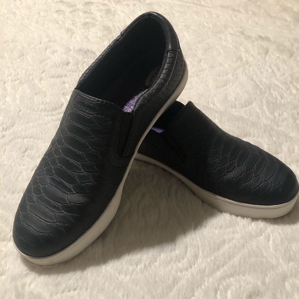 Reptile texture slip on sneaker.